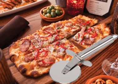 ابزارهای فلزی سفارشی SS304 ضد زنگ آشپزخانه پیتزا برش با PP دسته های چوبی